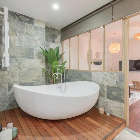Le Grand Bastion, Luxury T2 - Avec Climatisation Appartement *